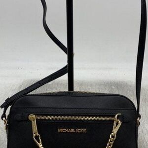 Michael Kors Jet Set Black Saffiano Leather Crossbody Purse